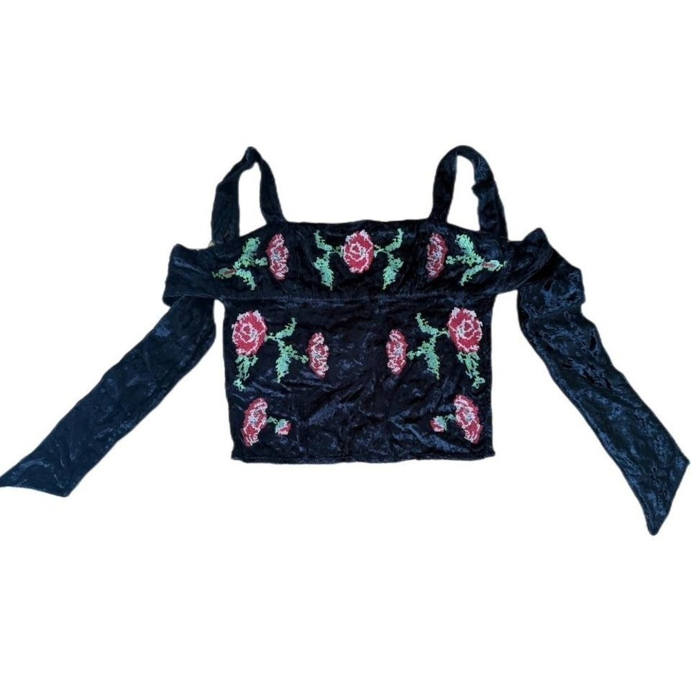 Kimchi Blue Black Crushed Velour Embroidered Roses Tie Back Crop Top Size Small
